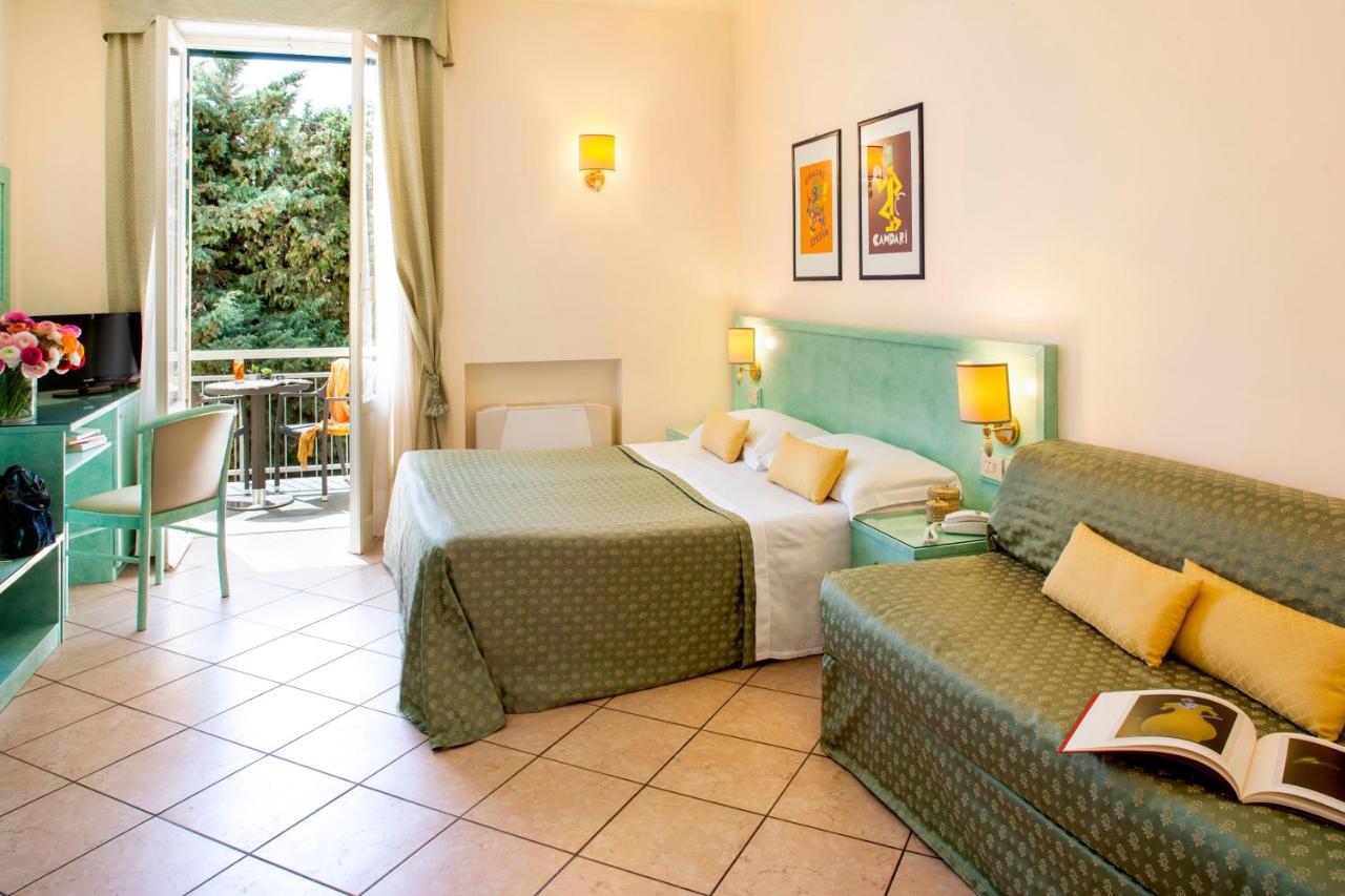 Hotel Eden Park Diano Marina Exterior photo